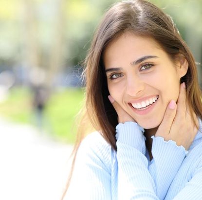 Woman with confident, beautiful smile