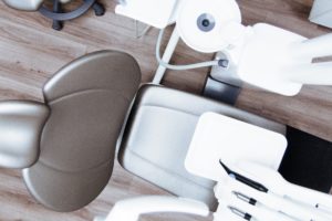 Modern office for dental implants near Danforth.